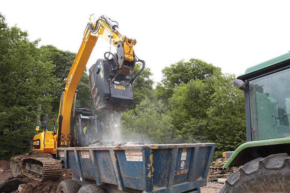 Crusher bucket