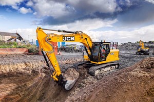 Record sales JCB