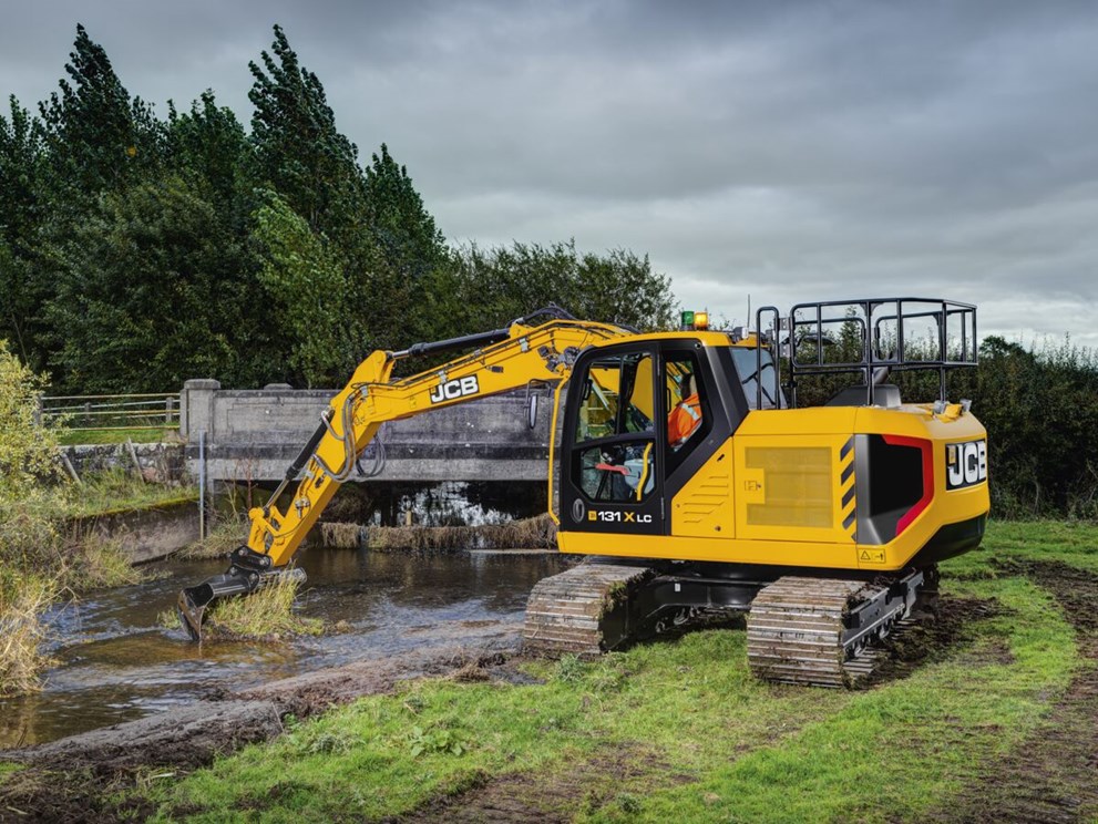 131X Hydraulic Tracked Excavator