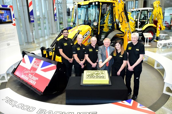 750,000th backhoe loader 2020