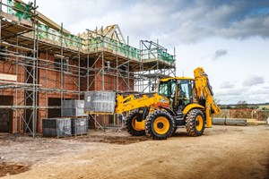 Backhoe Loader Stage V lifting 