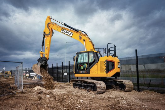 JCB 245XR unloading bucket 