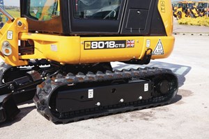 JCB Service Rubber Track Image