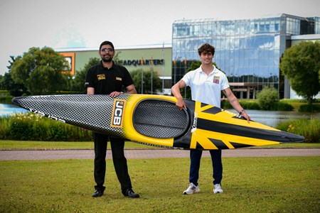 Apprentice Canoe Winning Design News