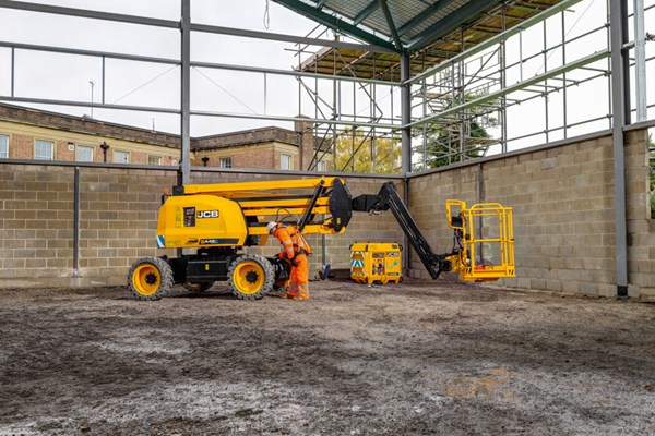 Increase your uptime with JCB LiveLink