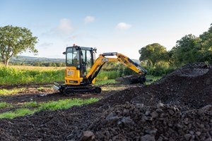 2.5 tonne mini excavator- Philip Wilson Land Drainage Blog 