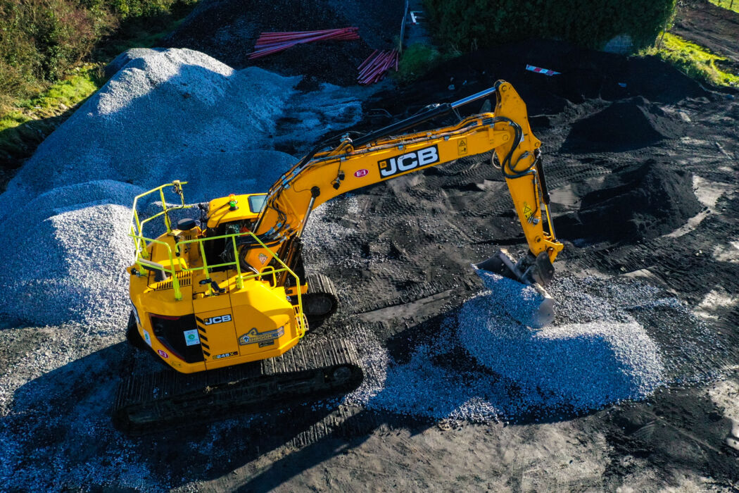 245XR Tracked Excavator-Overhead view- Mushroom Civil Blog 